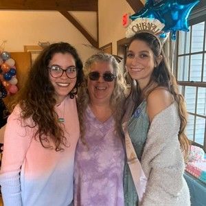 Meet your Posher, Emma